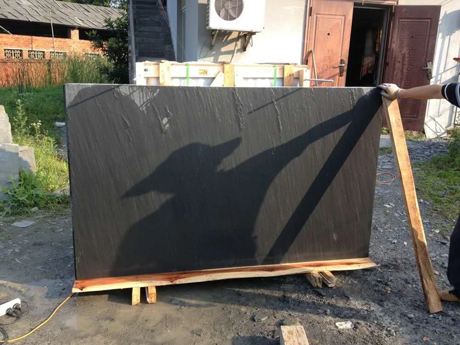 Black slate003