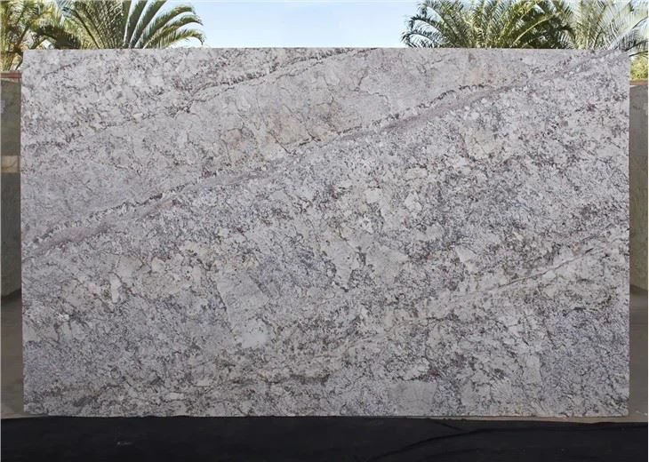 White Spring Granite Slab for Kitchen
